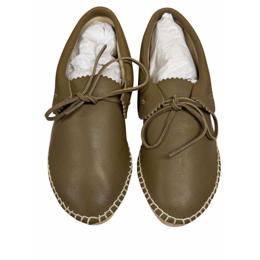 THE GREAT CANYON MOCCASIN in Sweetgrass NWB Size 10
